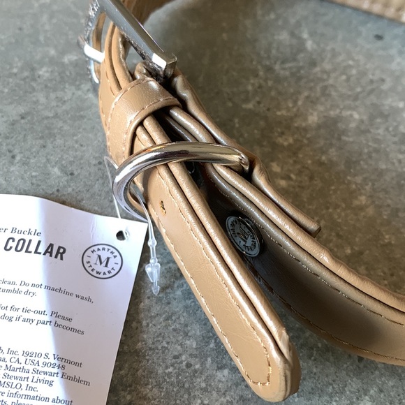 🎉HP🎉Martha Stewart leather buckle dog collar NWT - Picture 4 of 4